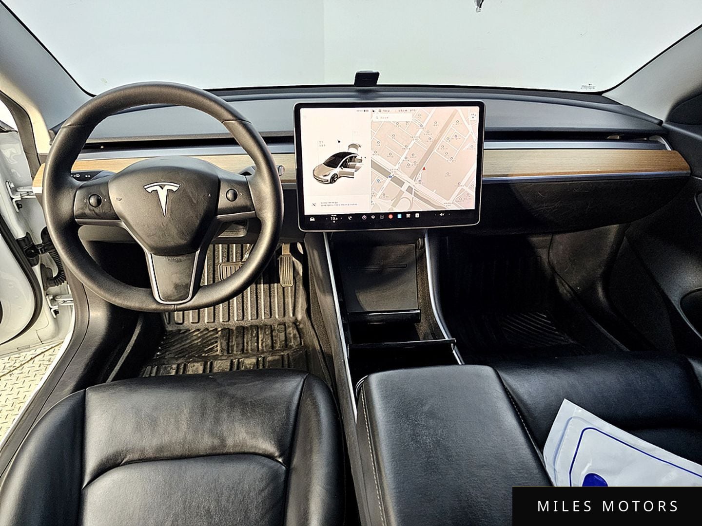 Tesla Model 3 2020 — миниатюра 5