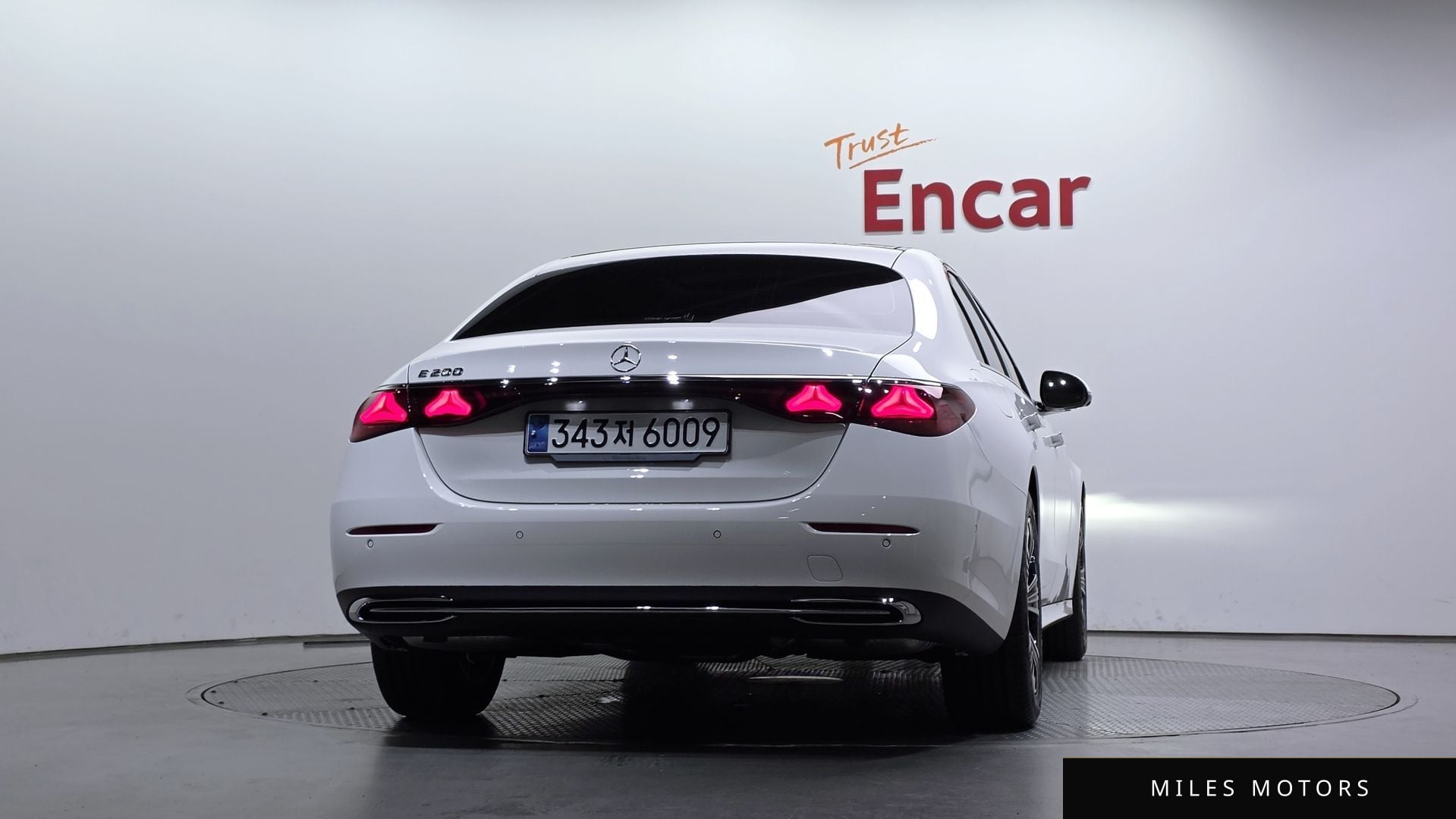 Mercedes-Benz E-Class W214 2025 — миниатюра 4