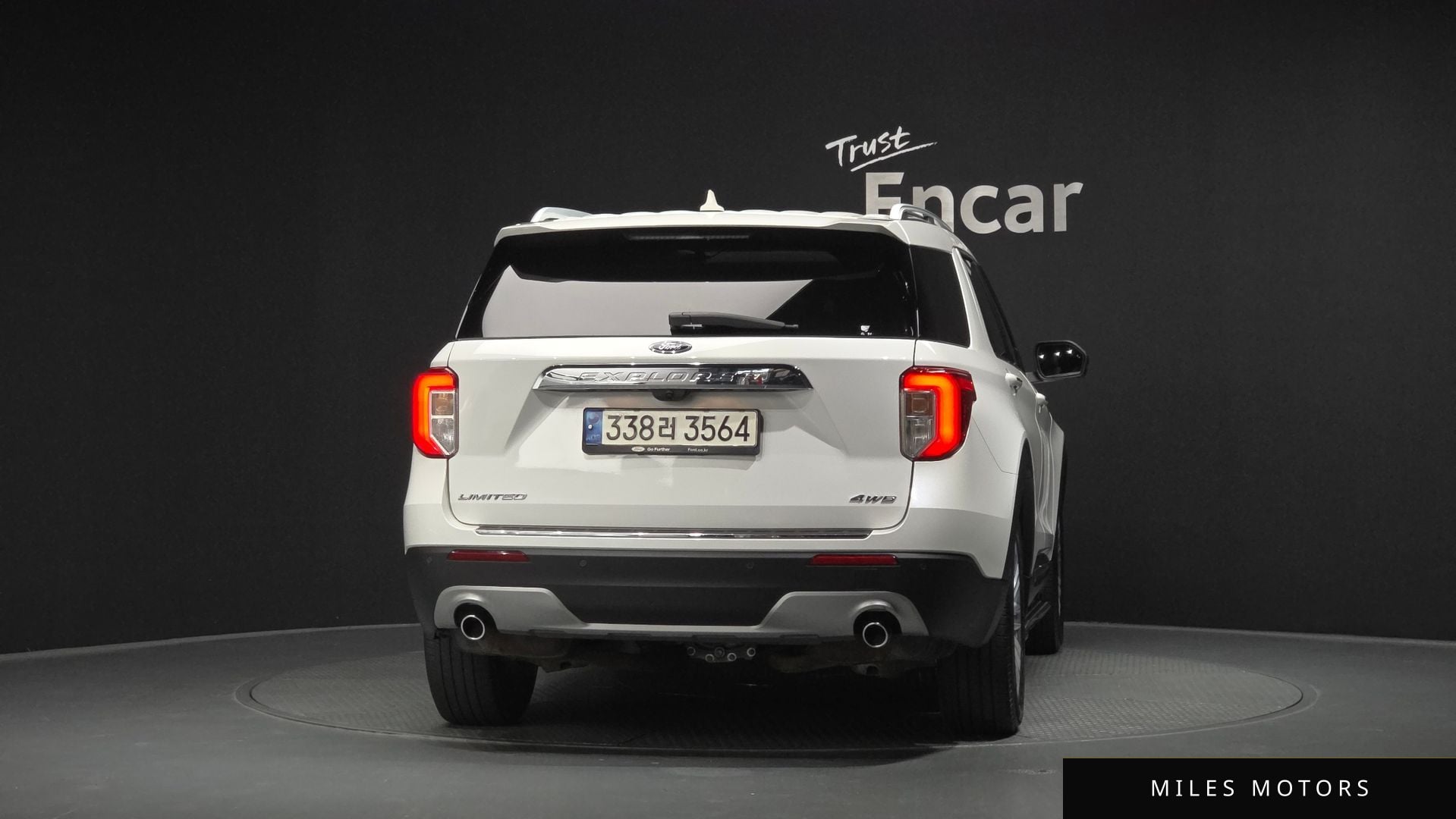 Ford Explorer 2021 — миниатюра 4