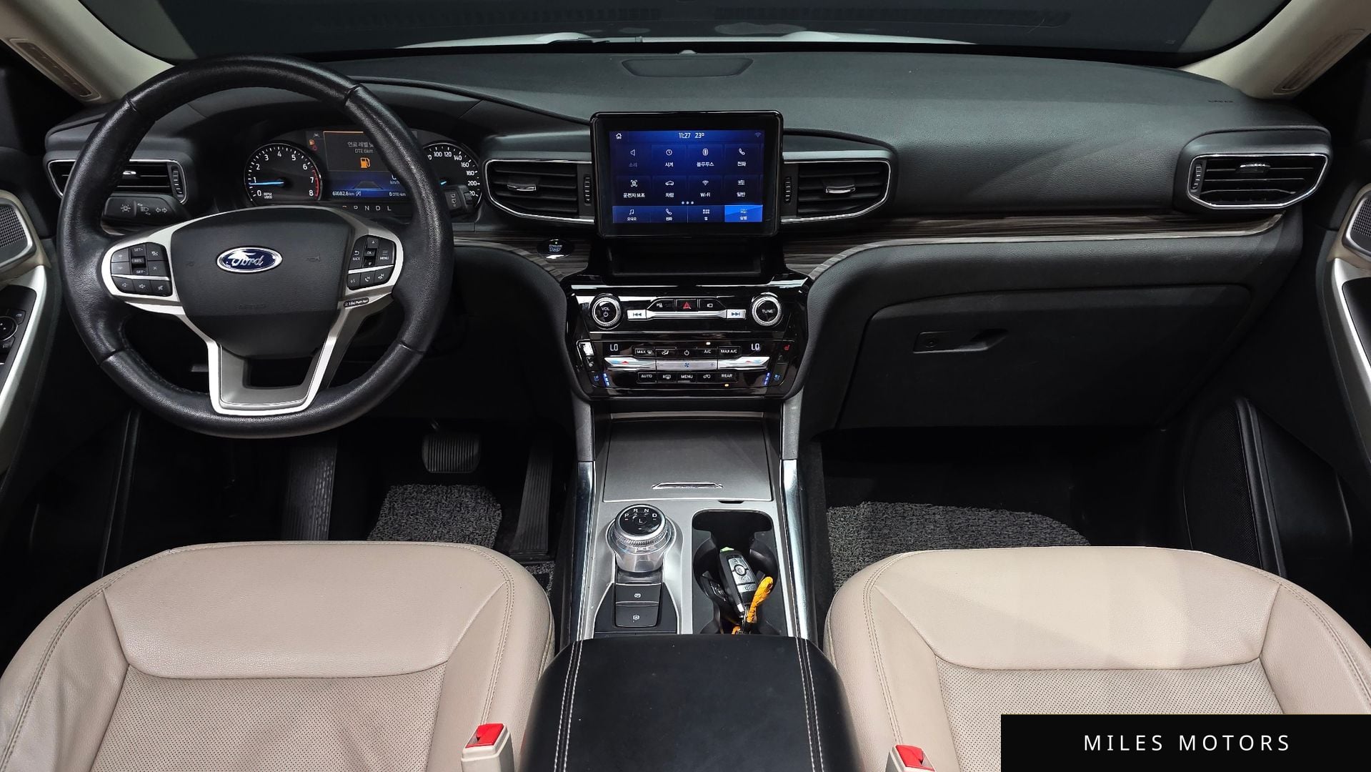 Ford Explorer 2021 — миниатюра 10