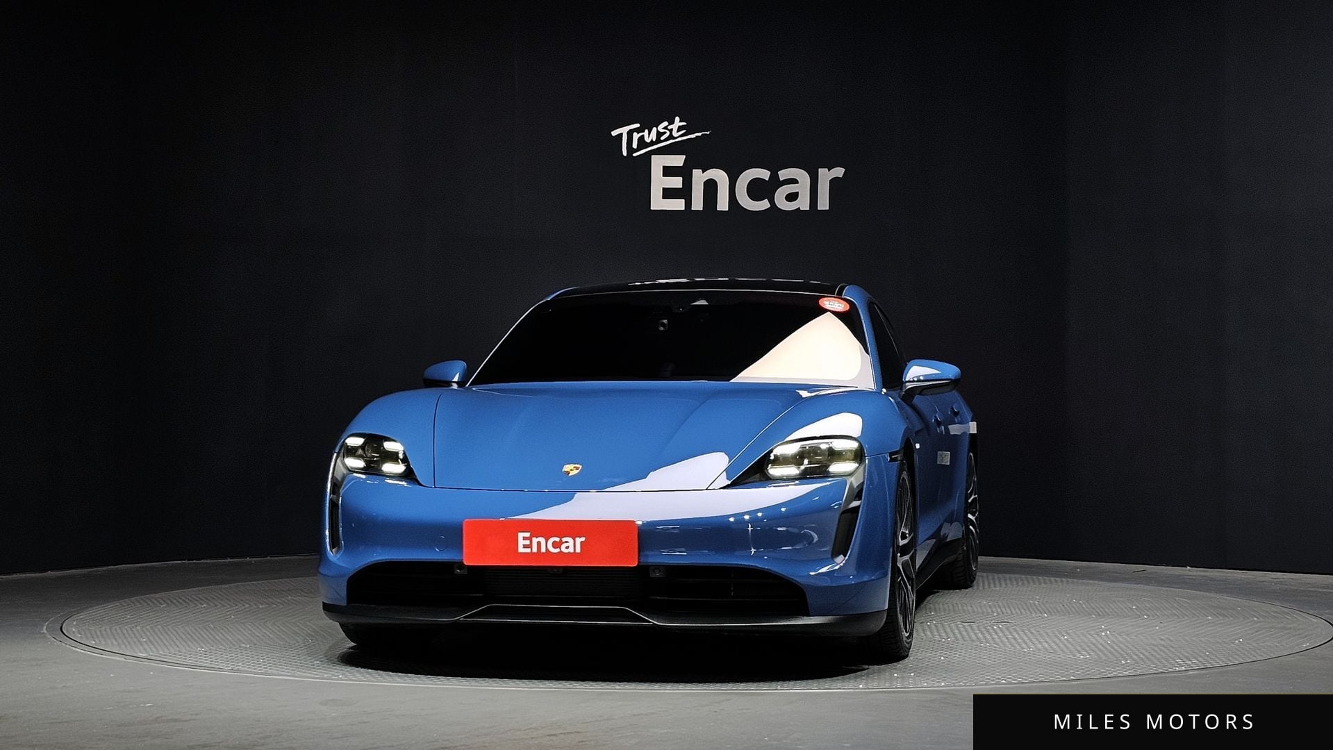 Porsche Taycan 2021 — миниатюра 3