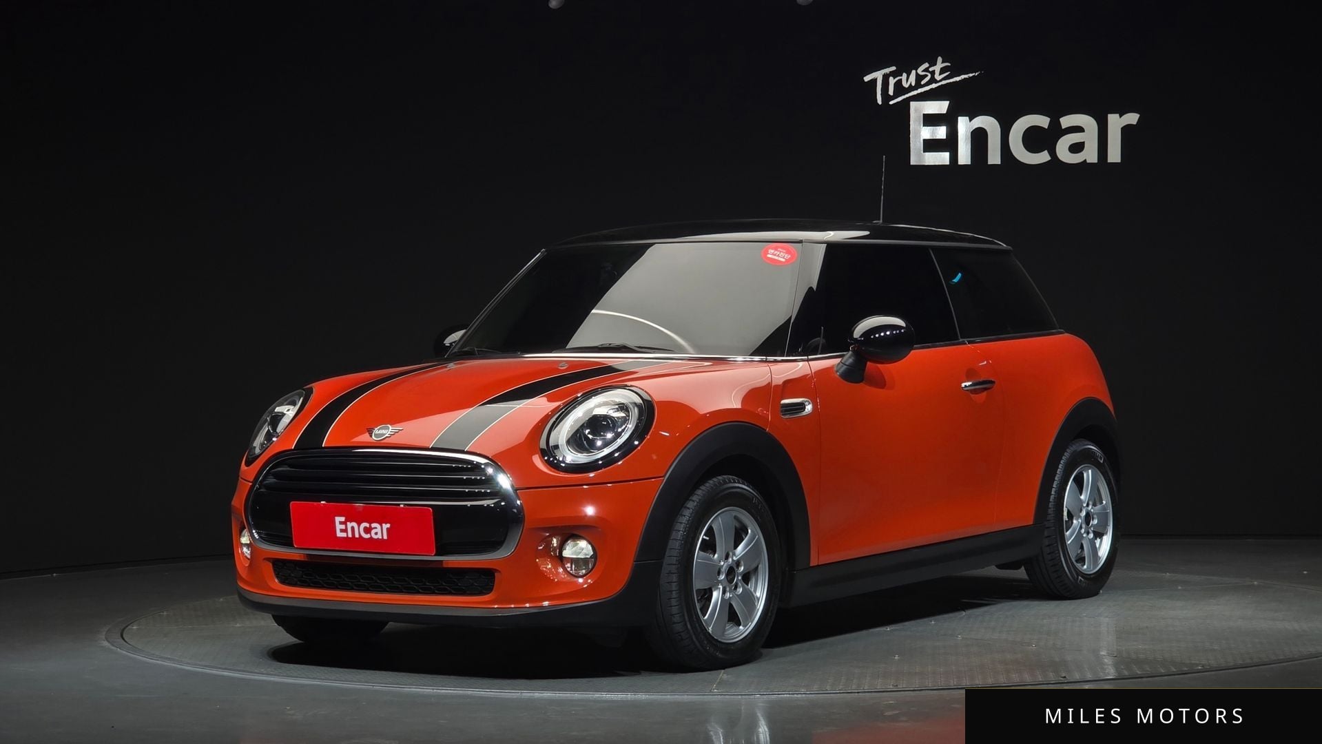 MINI Cooper 2019 — фото 1 из 12