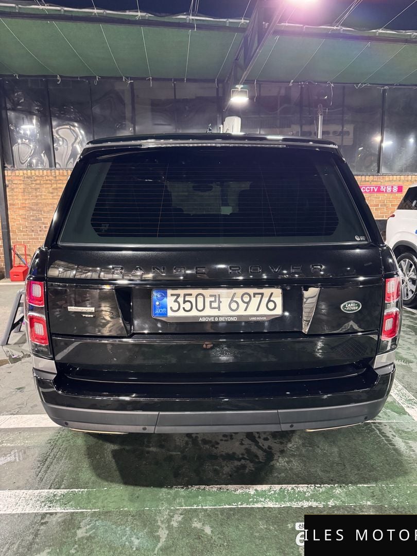 Land Rover Range Rover 2022 — миниатюра 3