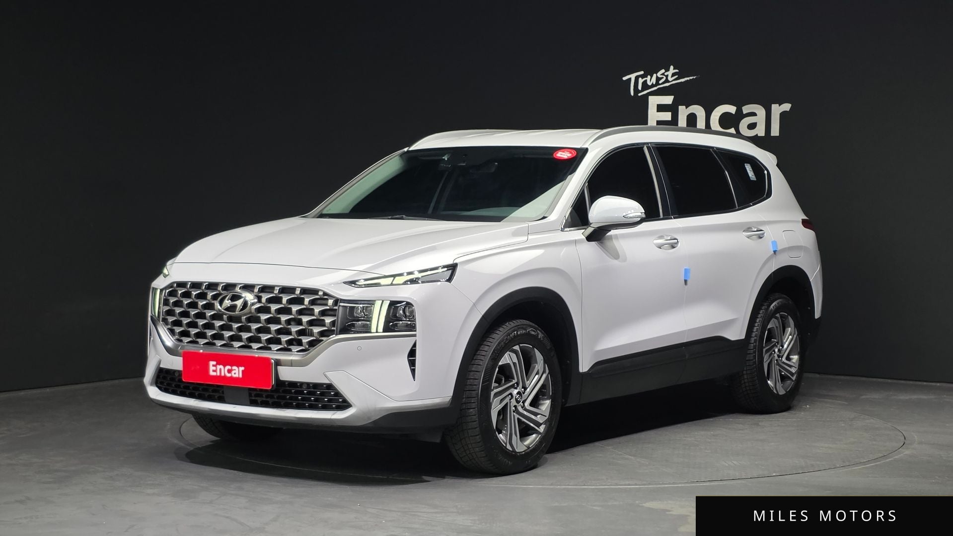 Hyundai Santafe 2022 — фото 1 из 12