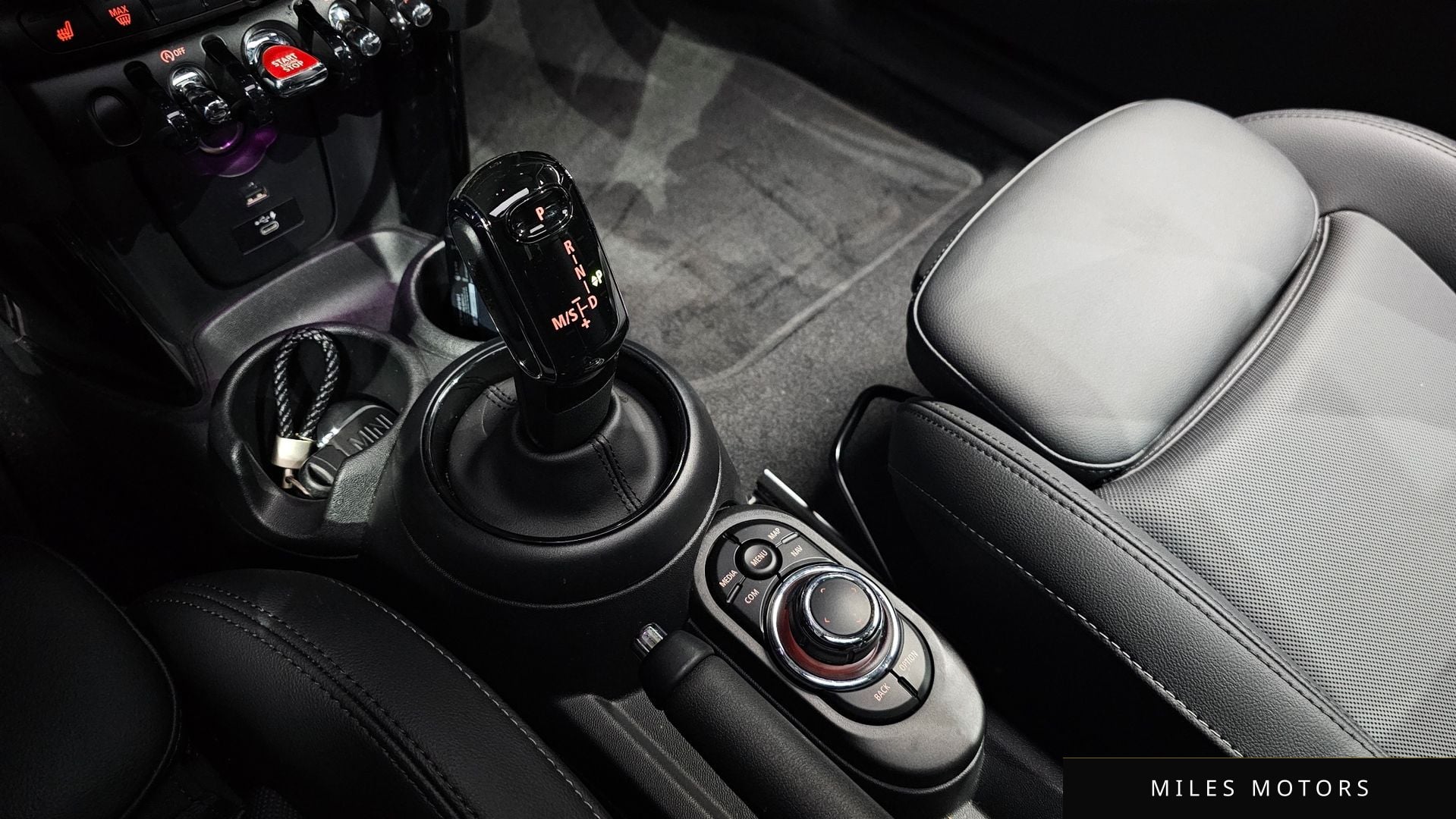 MINI Cooper 2022 — миниатюра 12