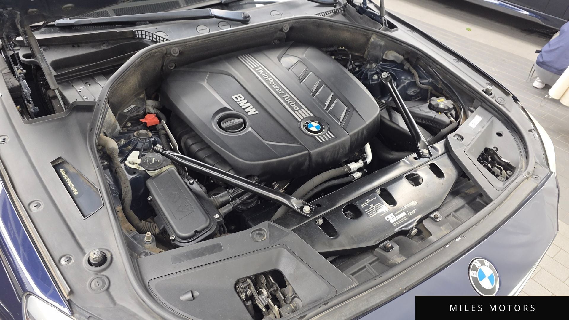 BMW 5 Series GT (F07) 2017 — миниатюра 6