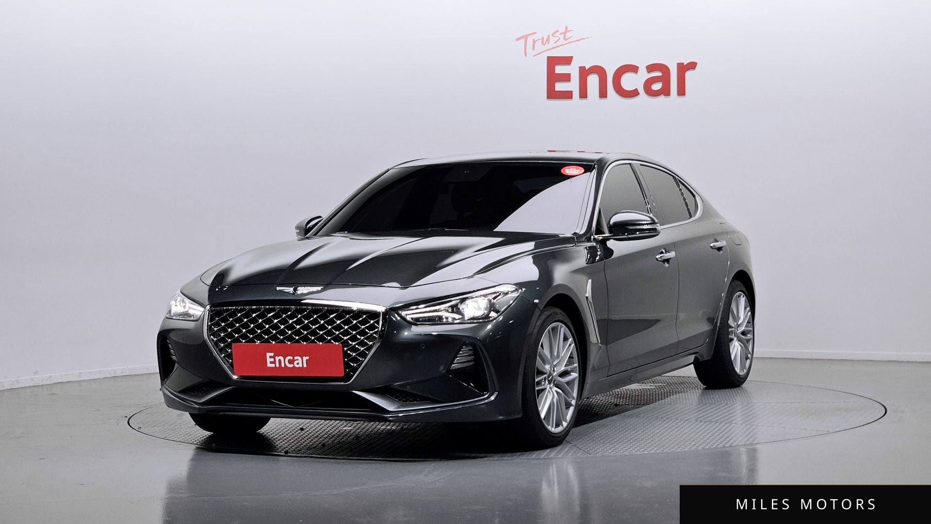 Genesis G70 2019 — фото 1 из 12