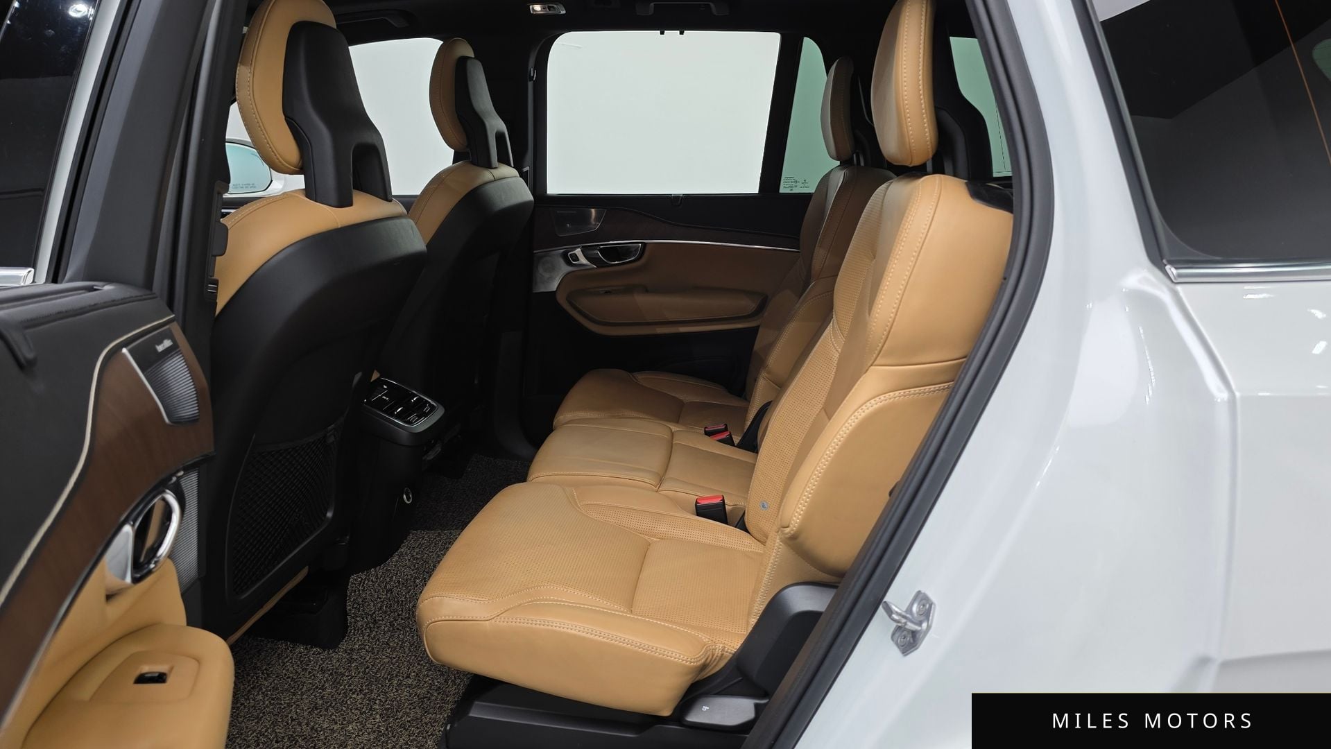 Volvo XC90 2017 — миниатюра 12