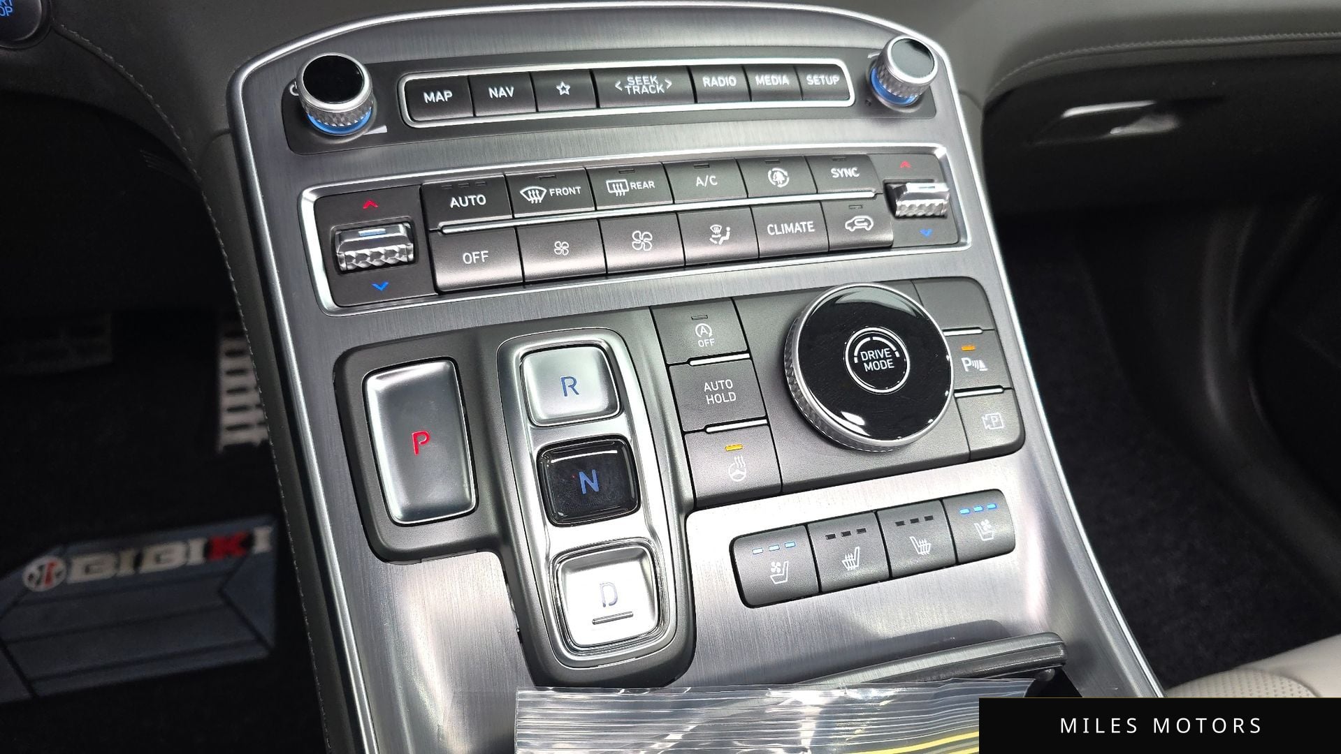 Hyundai Santafe 2023 — миниатюра 12