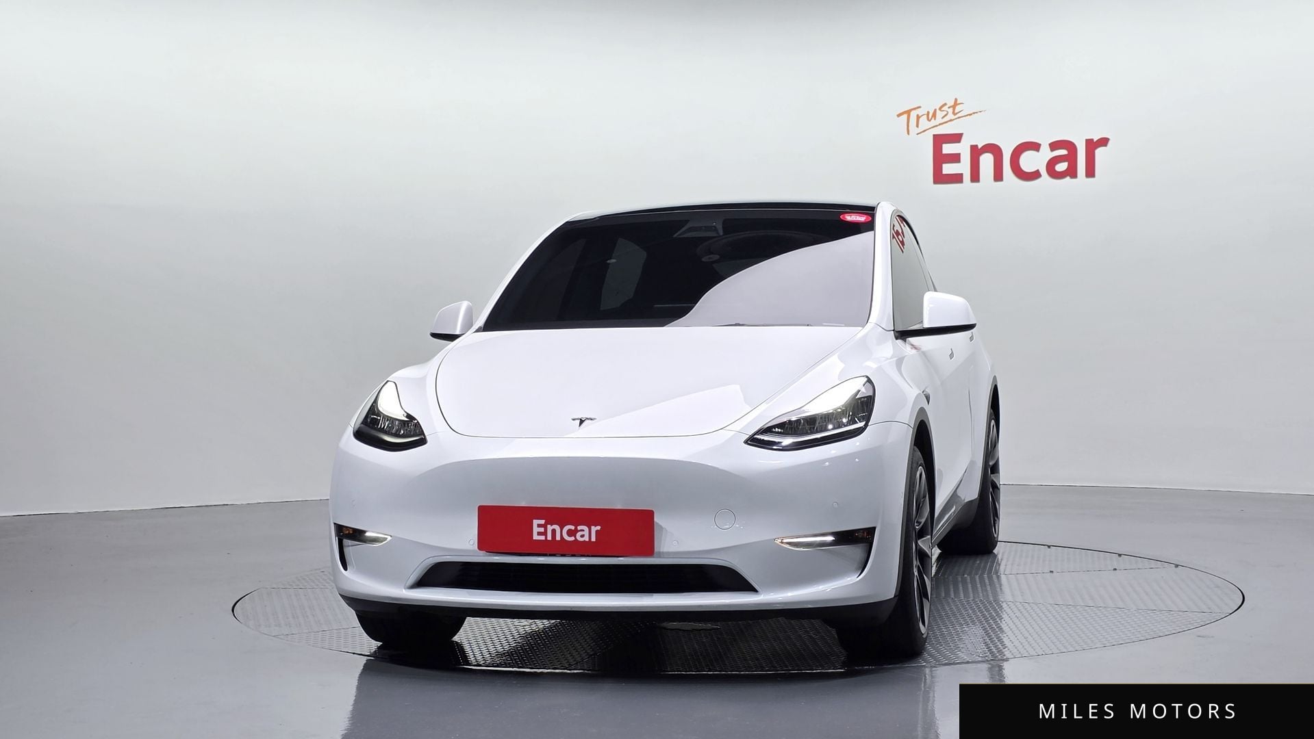 Tesla Model Y 2022 — миниатюра 3