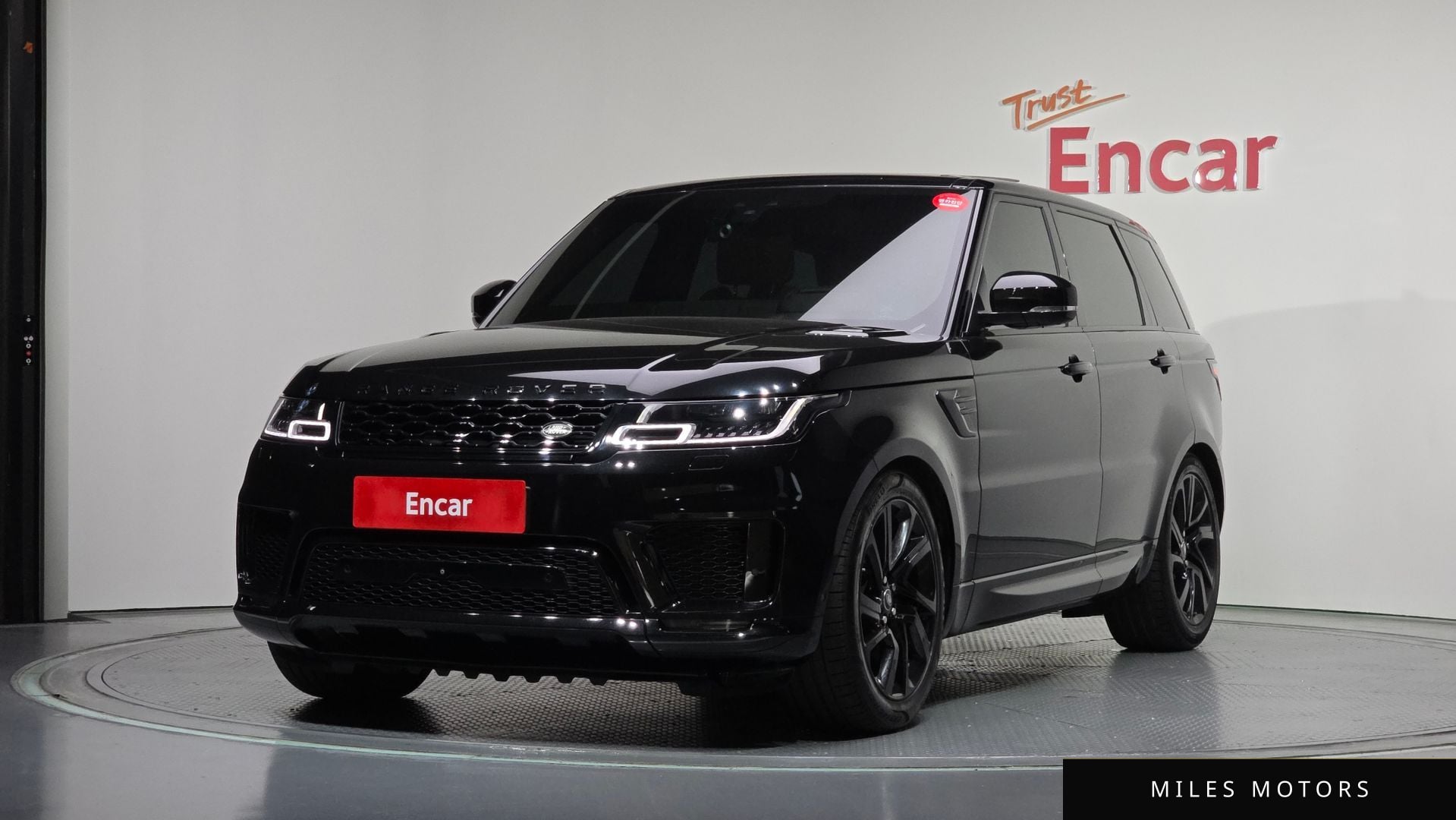 Land Rover Range Rover Sport 2019 — фото 1 из 12