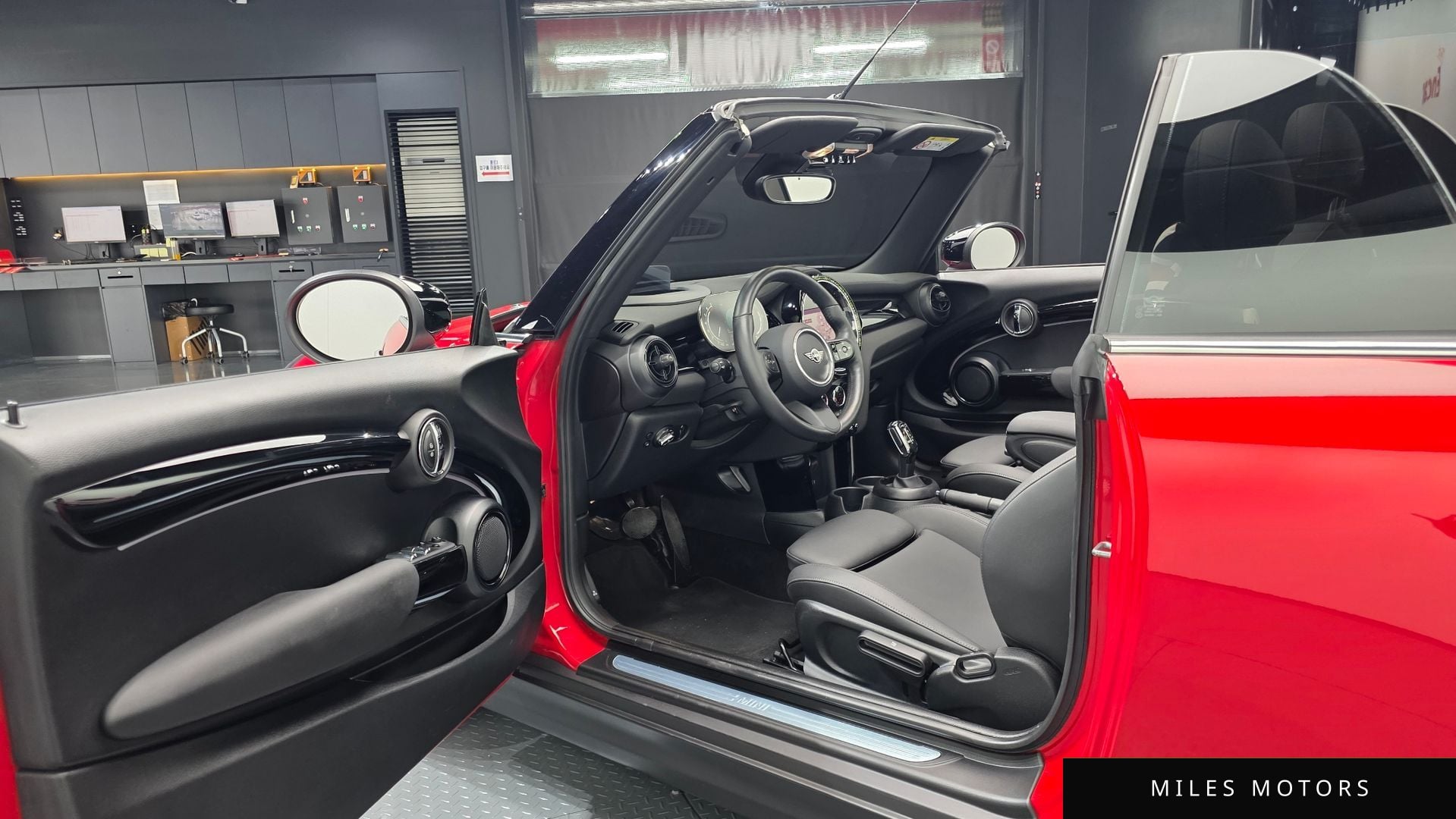 MINI Cooper Convertible 2024 — миниатюра 12