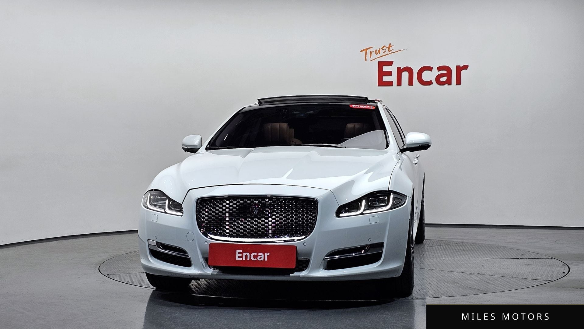 Jaguar All New XJ 2018 — миниатюра 2