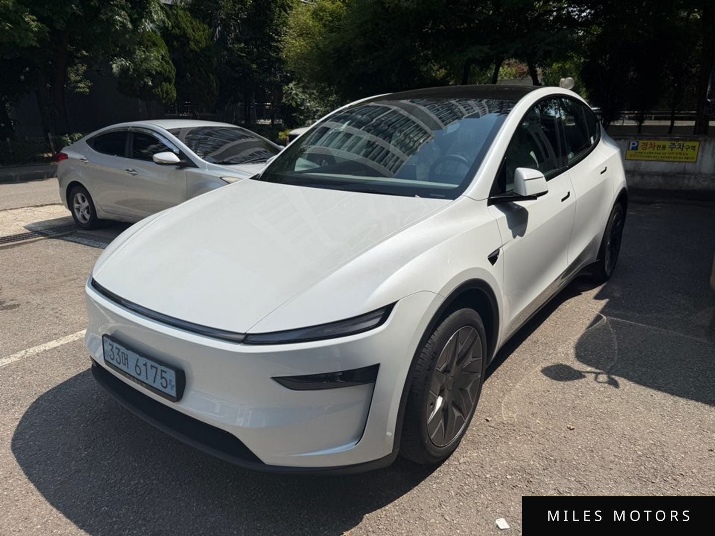 Tesla Model Y 2026 — миниатюра 3