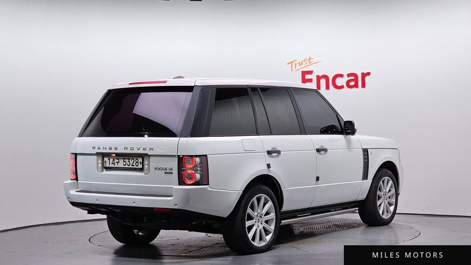 Land Rover Range Rover 2011 — миниатюра 2
