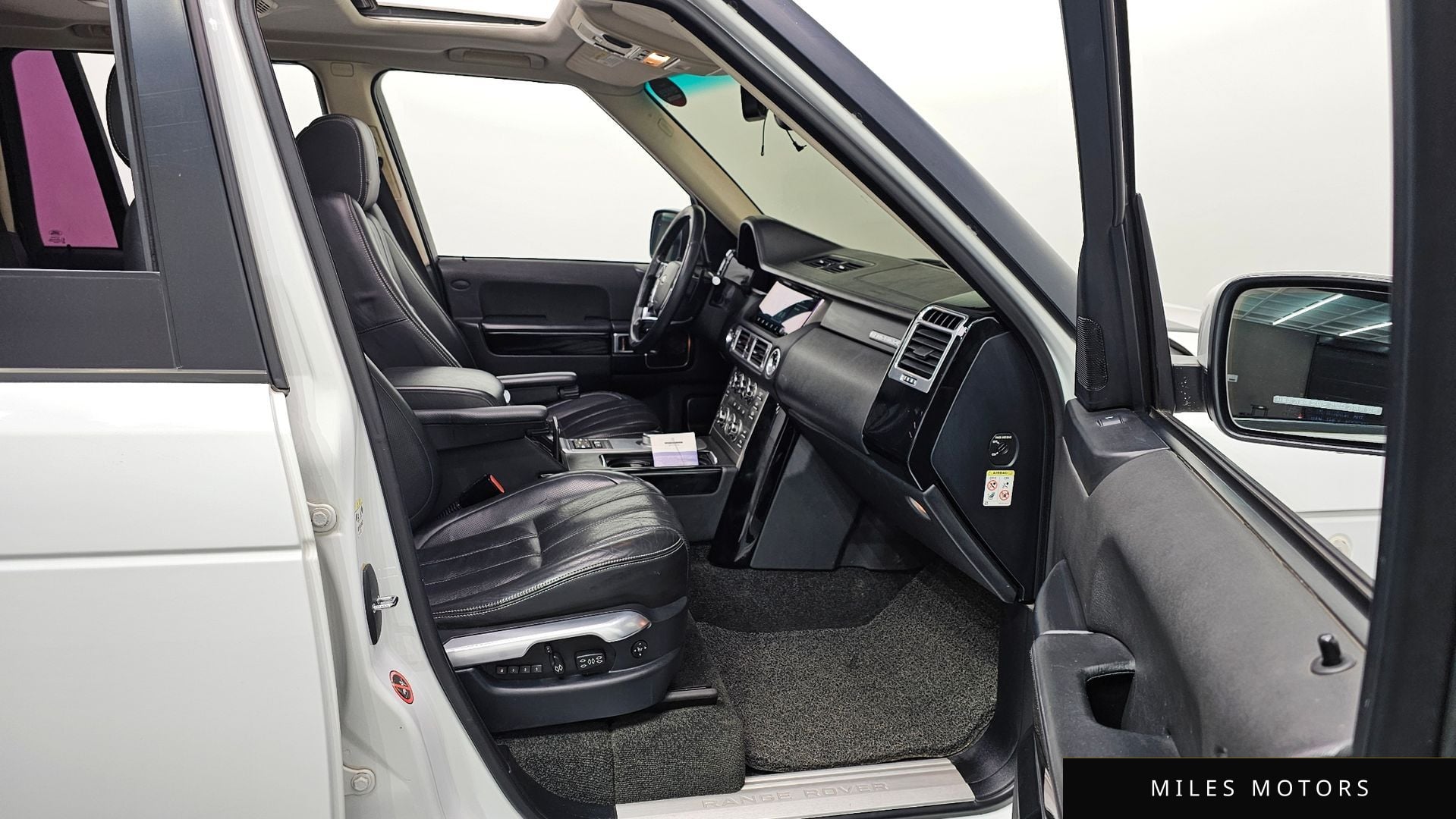 Land Rover Range Rover 2011 — миниатюра 11