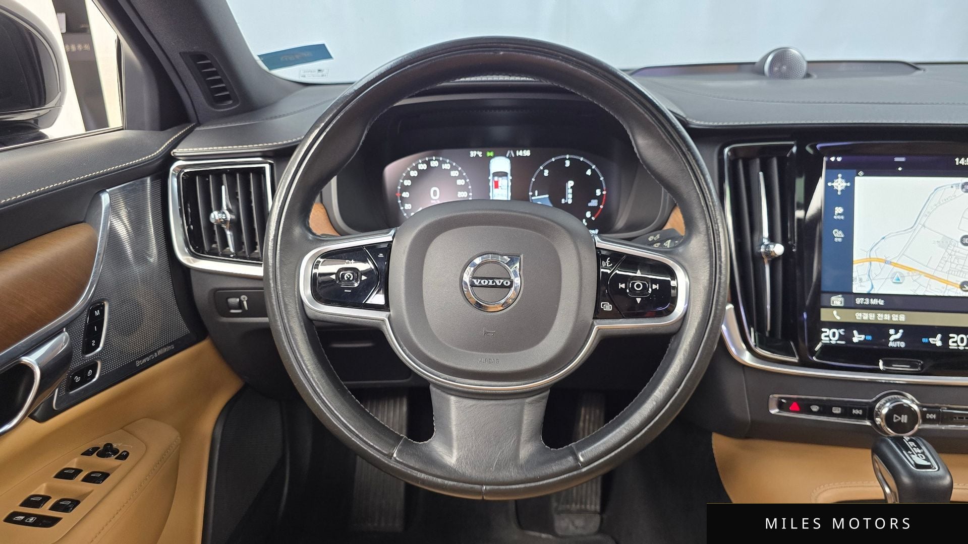 Volvo S90 2017 — миниатюра 12