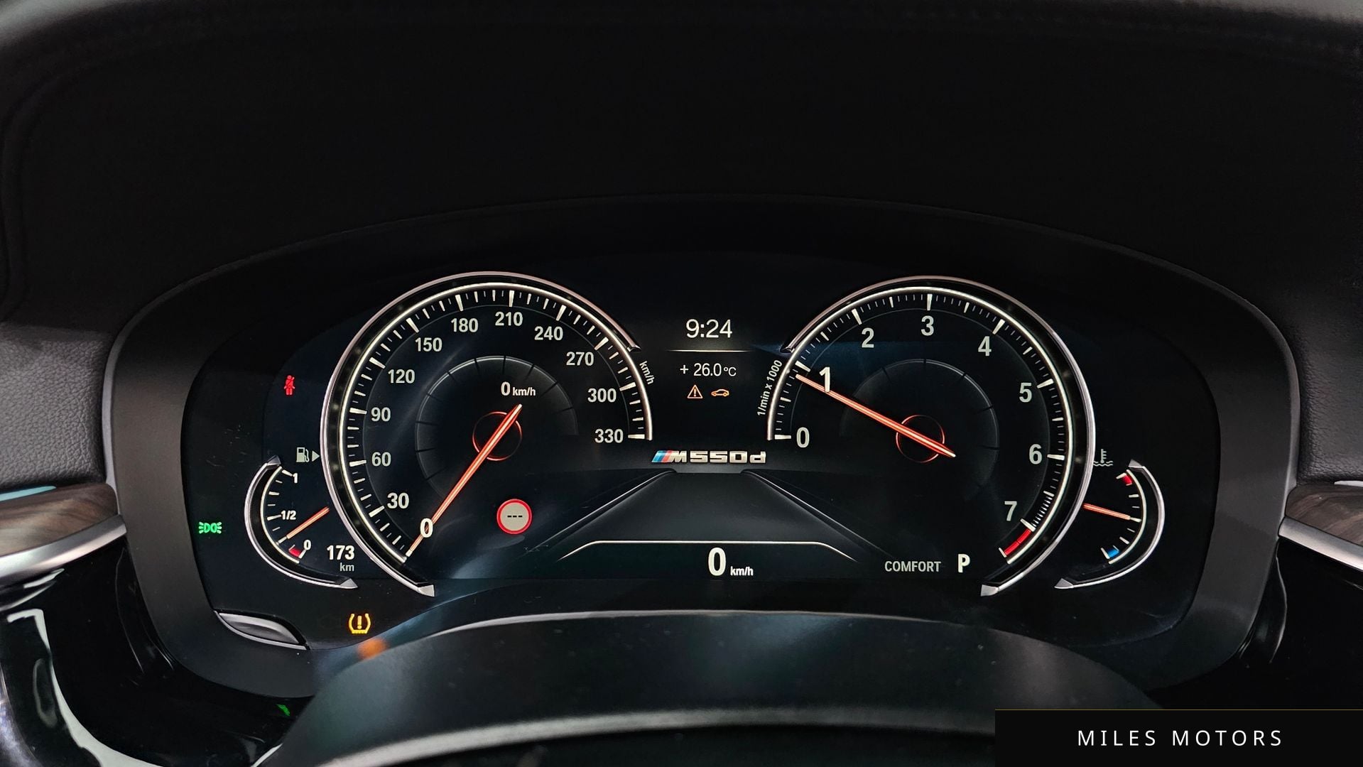 BMW 5 Series (G30) 2018 — миниатюра 11