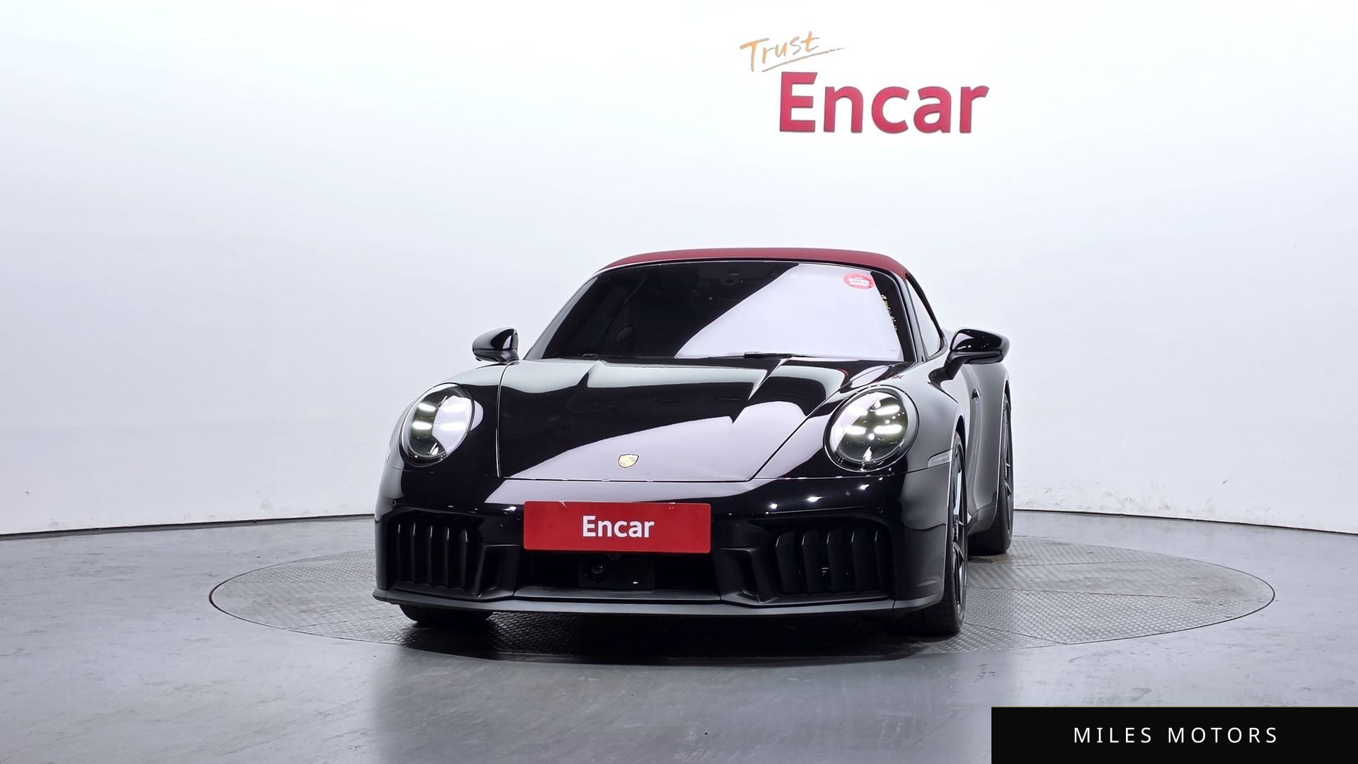 Porsche 911 (992) 2025 — миниатюра 3