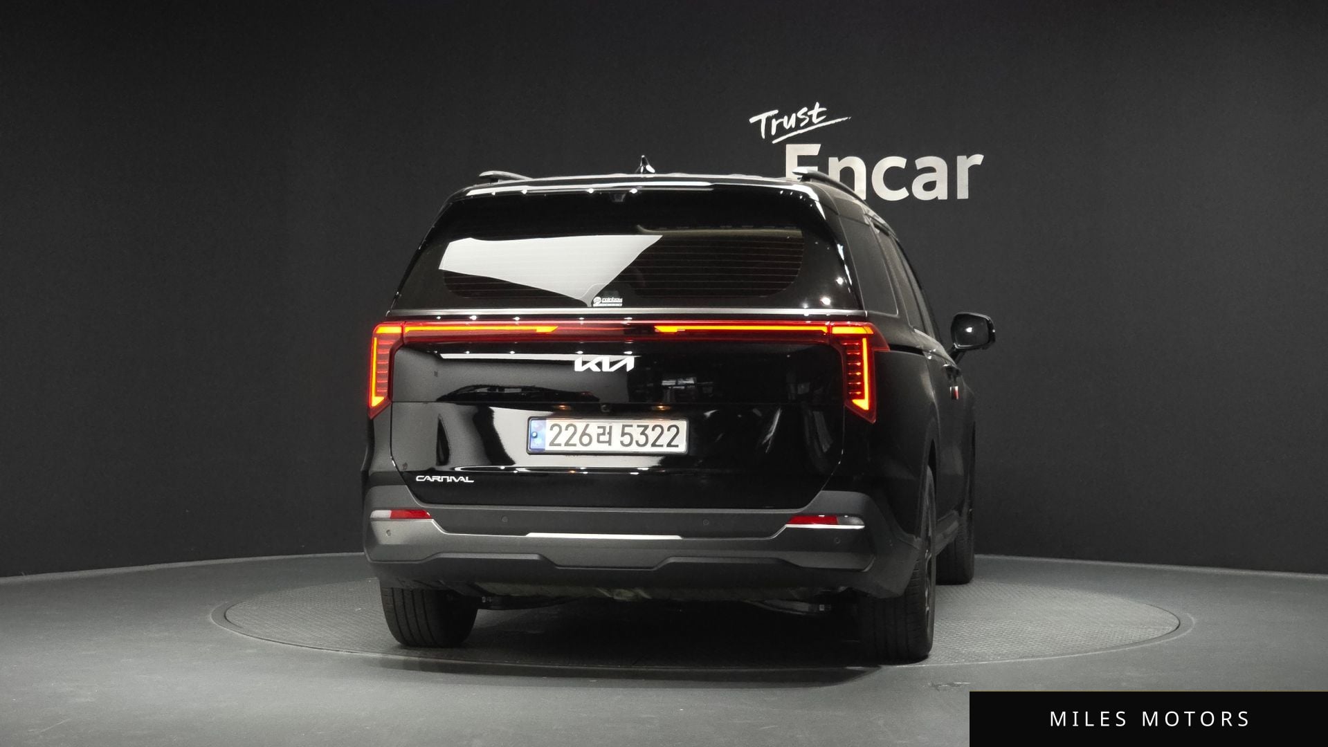 Kia Canival 2025 — миниатюра 4