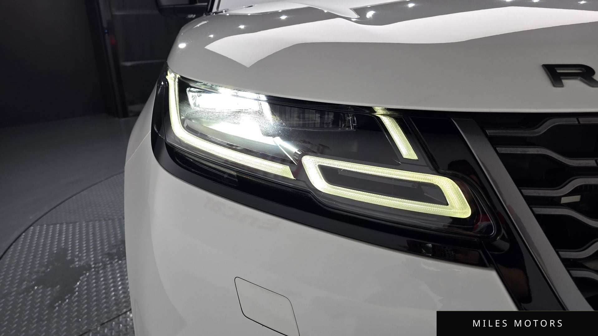 Land Rover Range Rover Velar 2019 — миниатюра 8