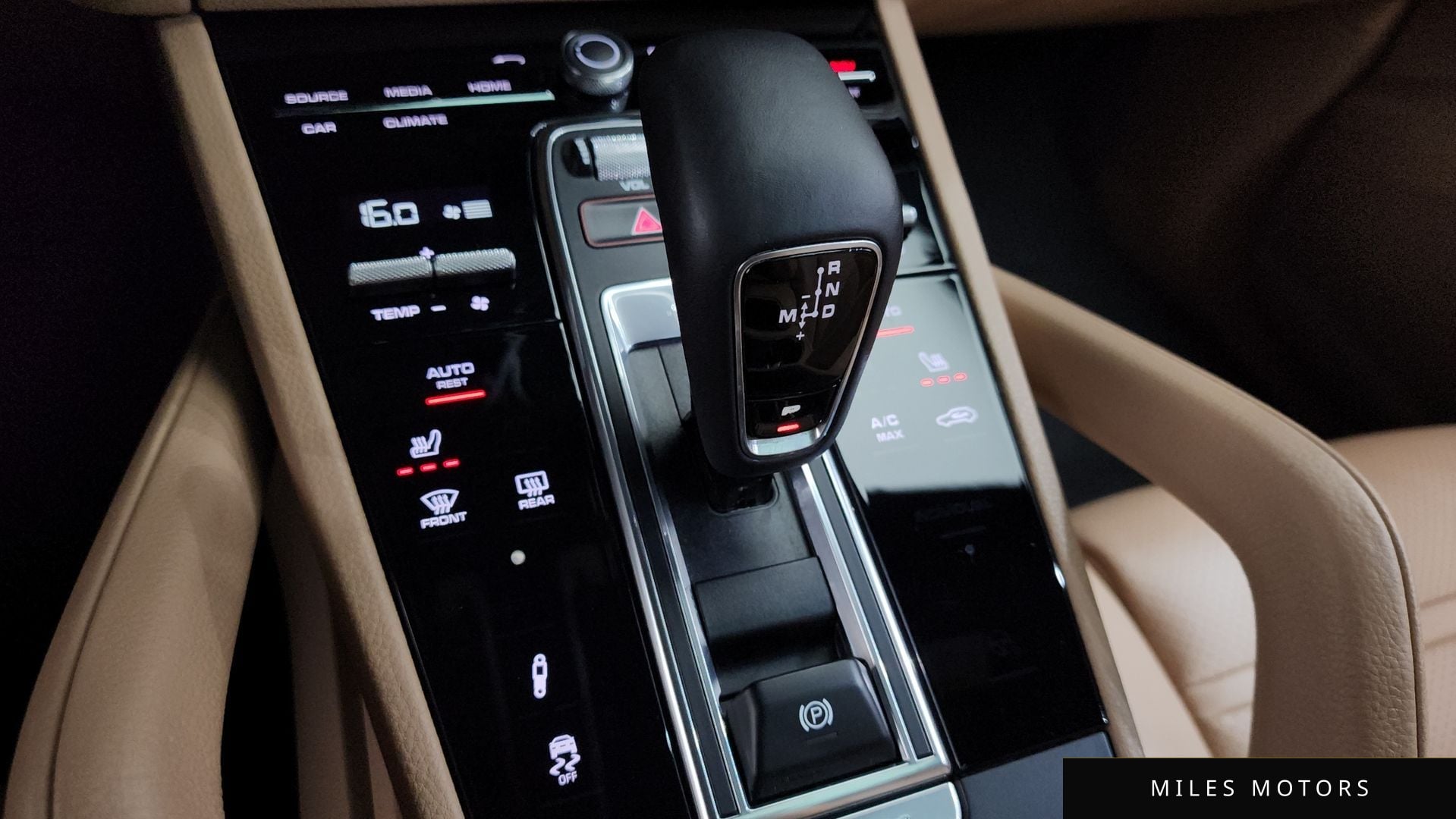 Porsche Cayenne 2020 — миниатюра 11
