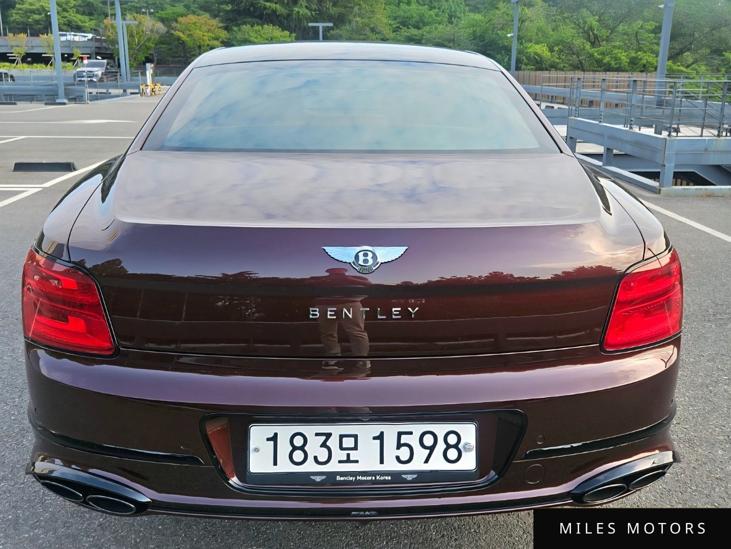 Bentley Flying Spur 2022 — миниатюра 5