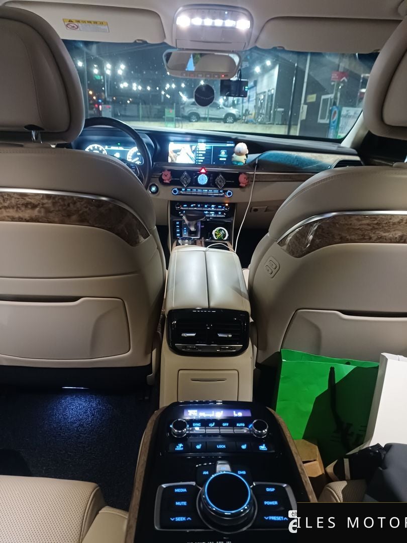 Genesis EQ900 2017 — миниатюра 5