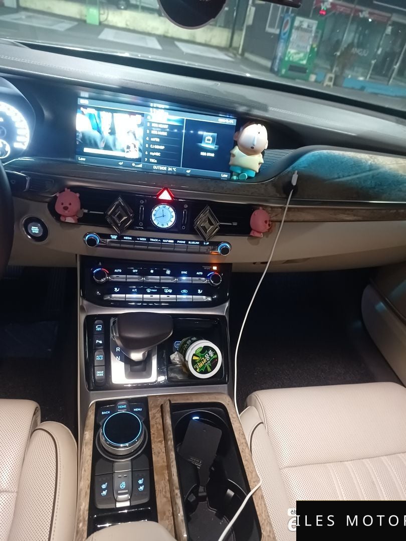 Genesis EQ900 2017 — миниатюра 7