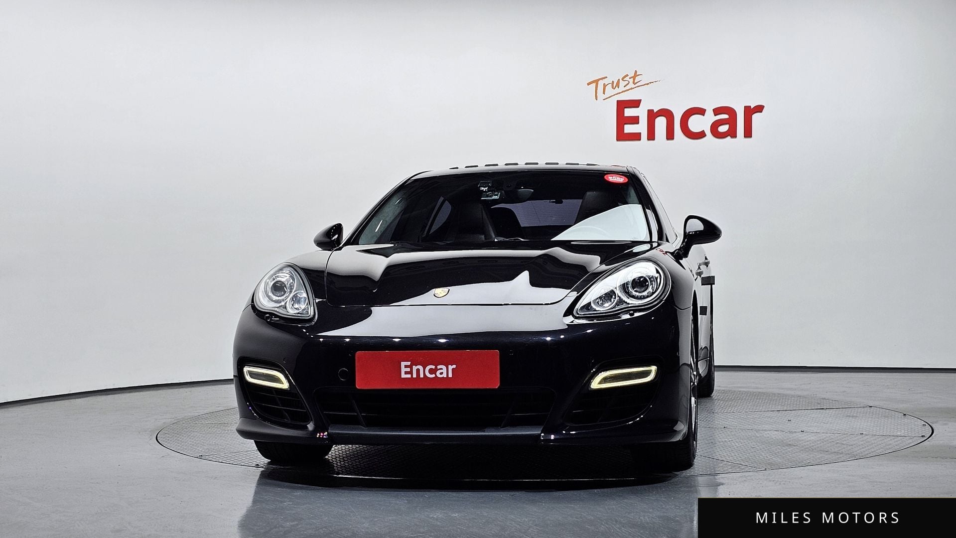Porsche Panamera 2011 — миниатюра 3