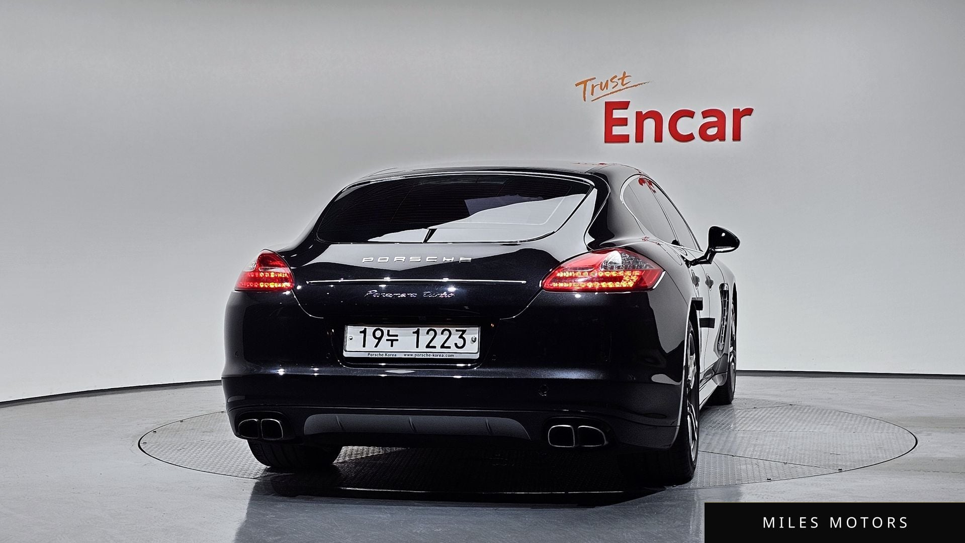 Porsche Panamera 2011 — миниатюра 4