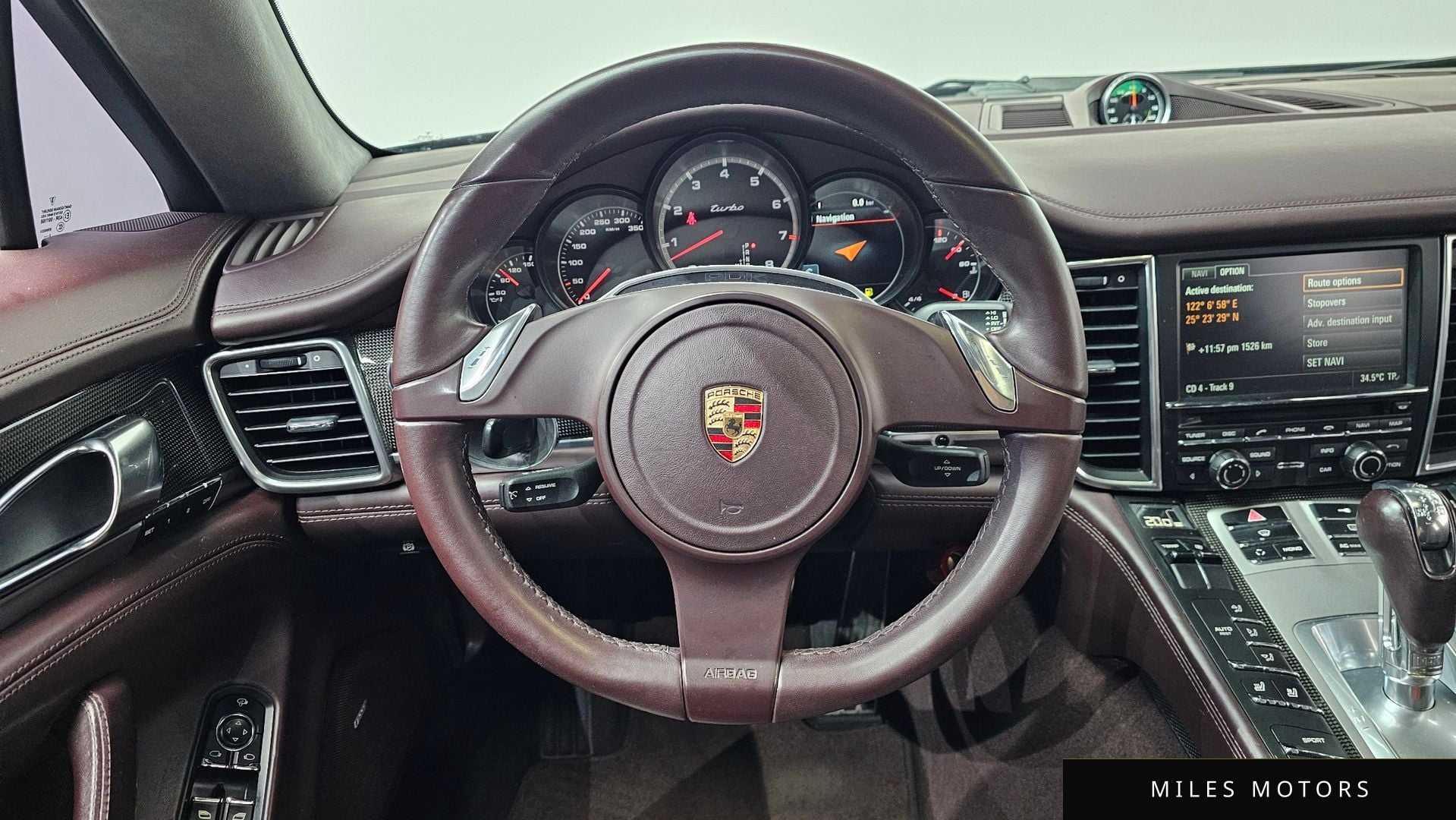 Porsche Panamera 2011 — миниатюра 12