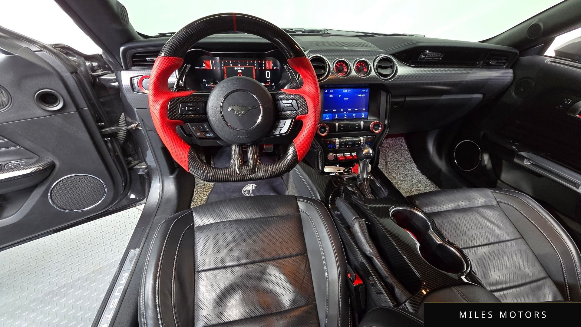 Ford Mustang 2020 — миниатюра 10