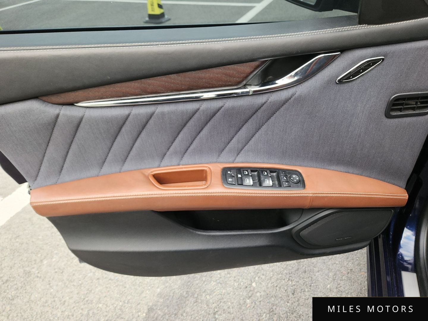Maserati Quattroporte 2018 — миниатюра 10