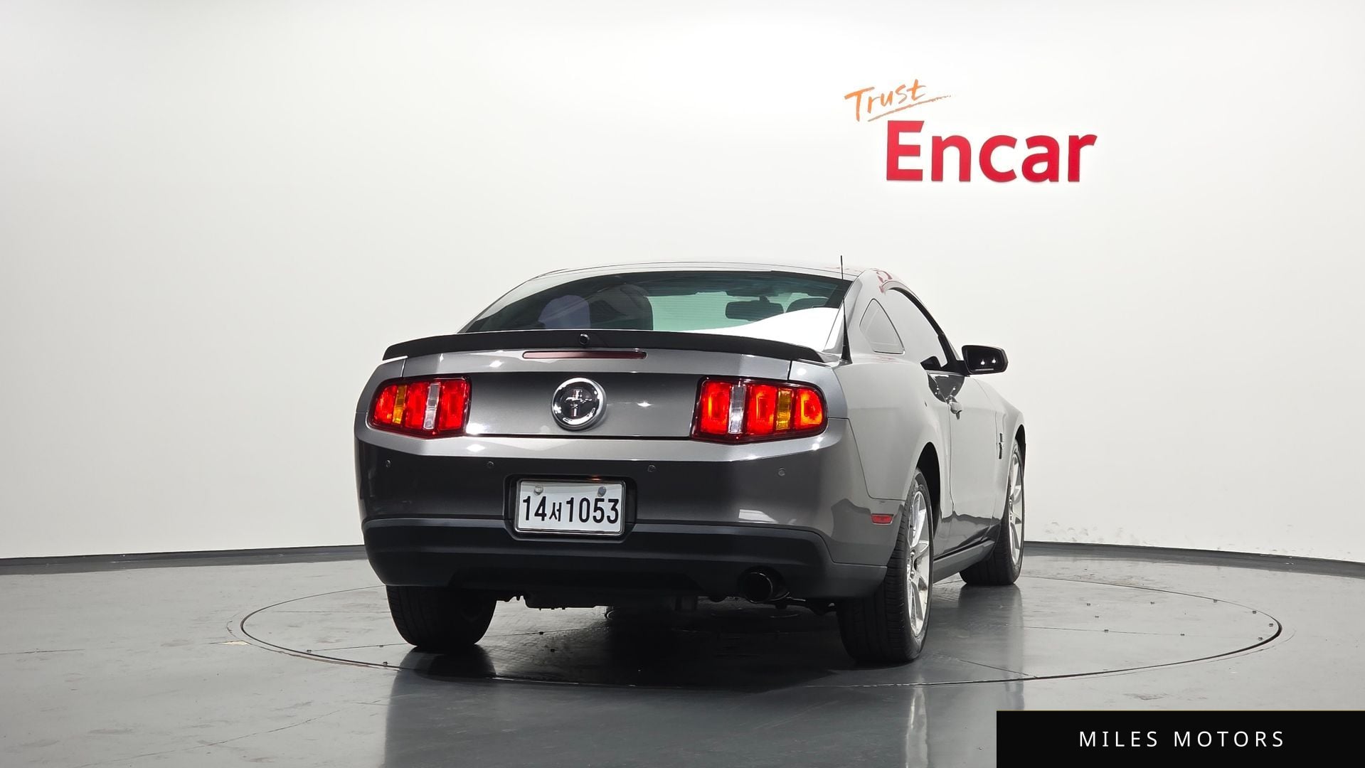 Ford Mustang 2010 — миниатюра 4