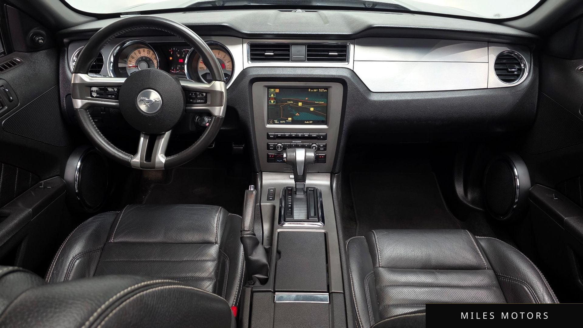 Ford Mustang 2010 — миниатюра 7