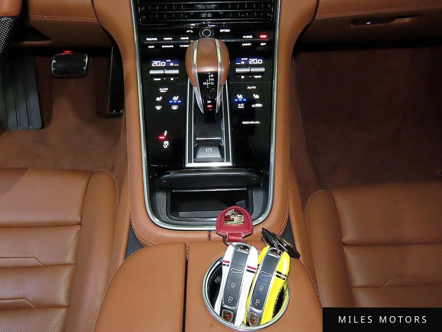 Porsche Panamera 2020 — миниатюра 12