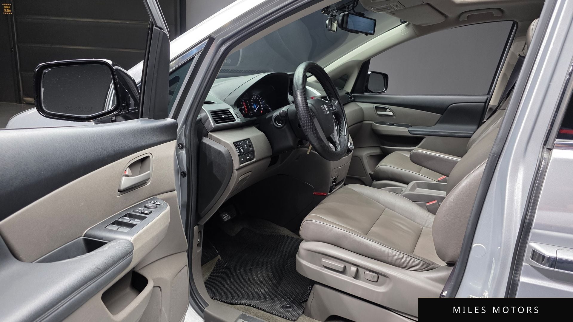 Honda Odyssey 2013 — миниатюра 10
