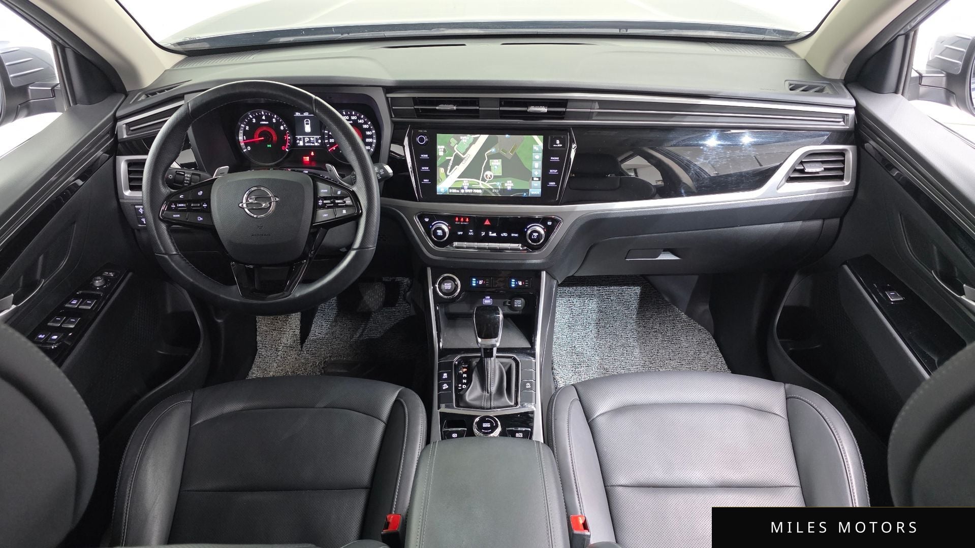 KG Mobility Beautiful Korando 2021 — миниатюра 10