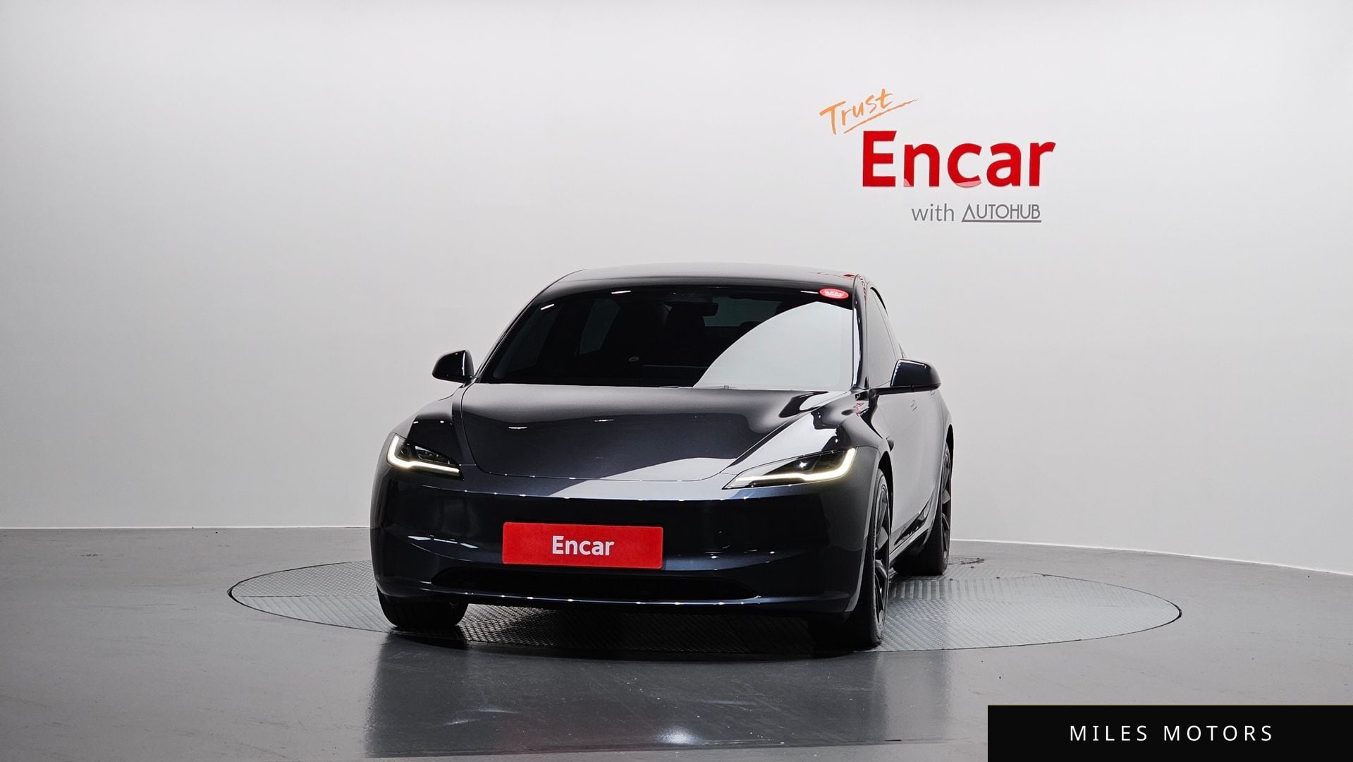 Tesla Model 3 2024 — миниатюра 3