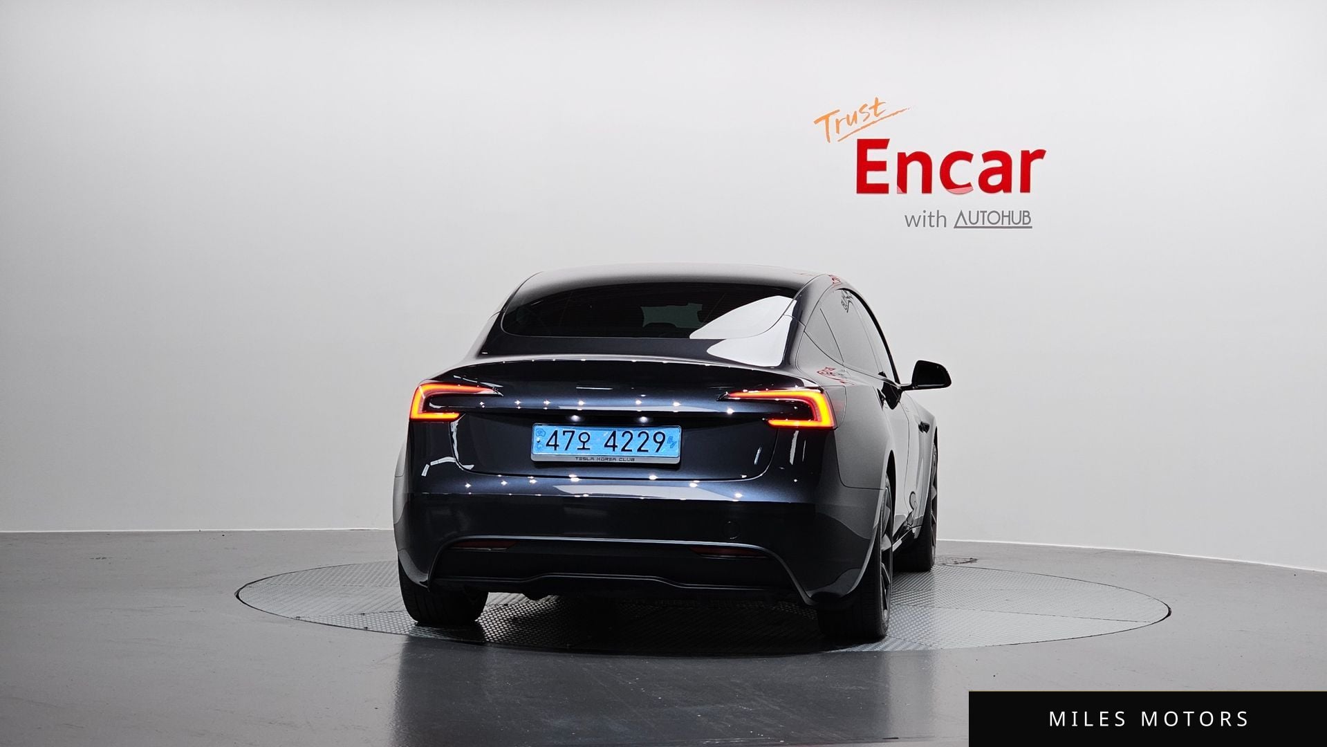 Tesla Model 3 2024 — миниатюра 4