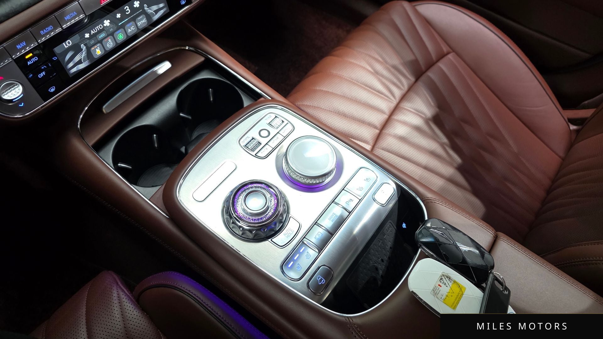 Genesis G90 (RS4) 2022 — миниатюра 12