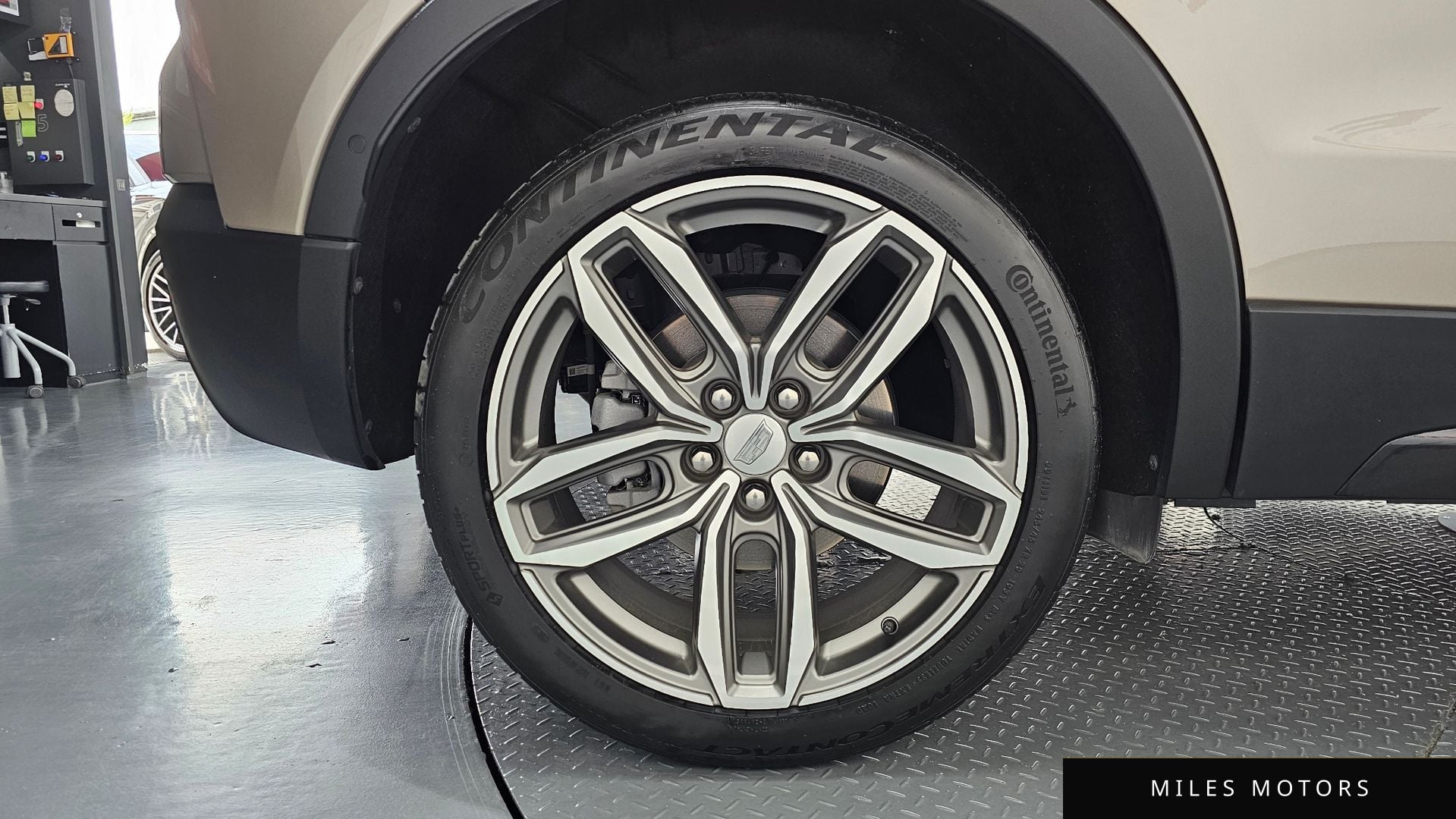 Cadillac XT4 2023 — миниатюра 5