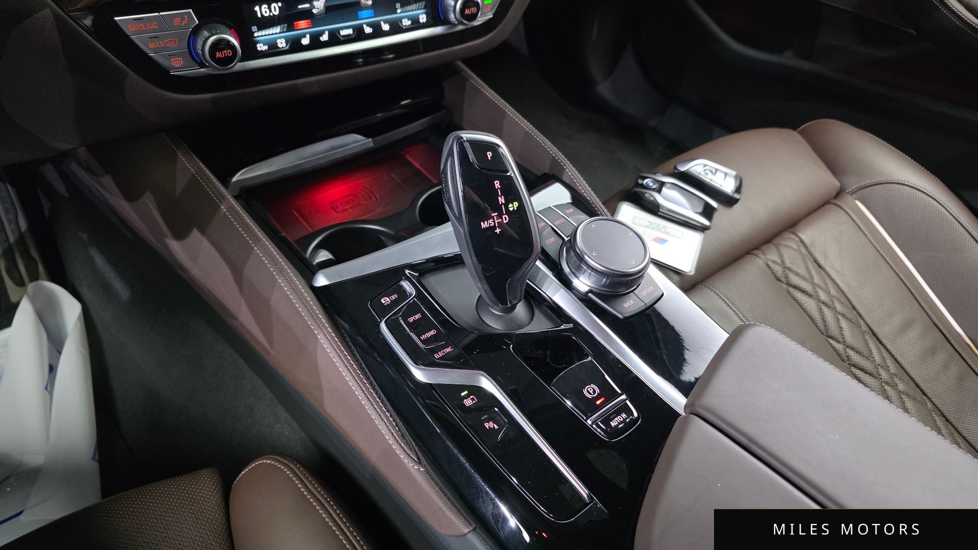 BMW 5 Series (G30) 2023 — миниатюра 12