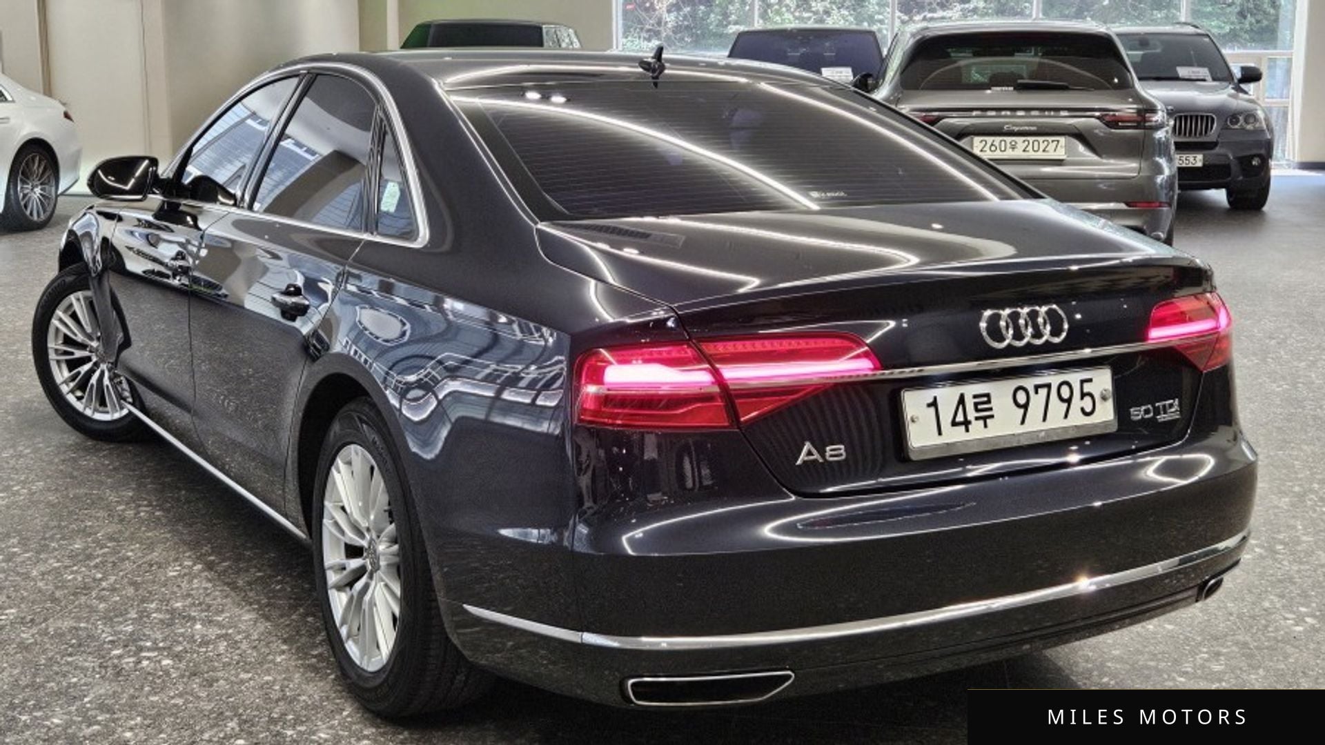 Audi A8 2015 — миниатюра 2