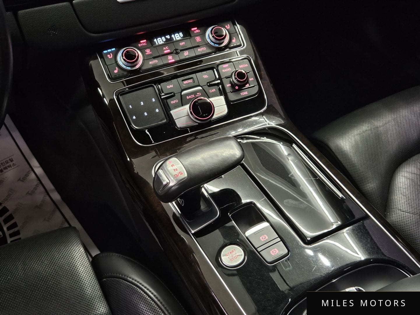 Audi A8 2015 — миниатюра 9