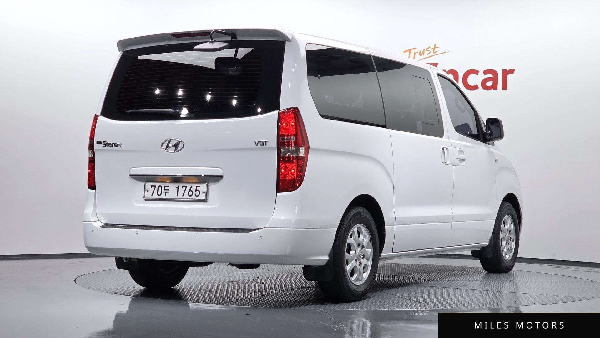 Hyundai Starex 2015 — фото 1 из 12
