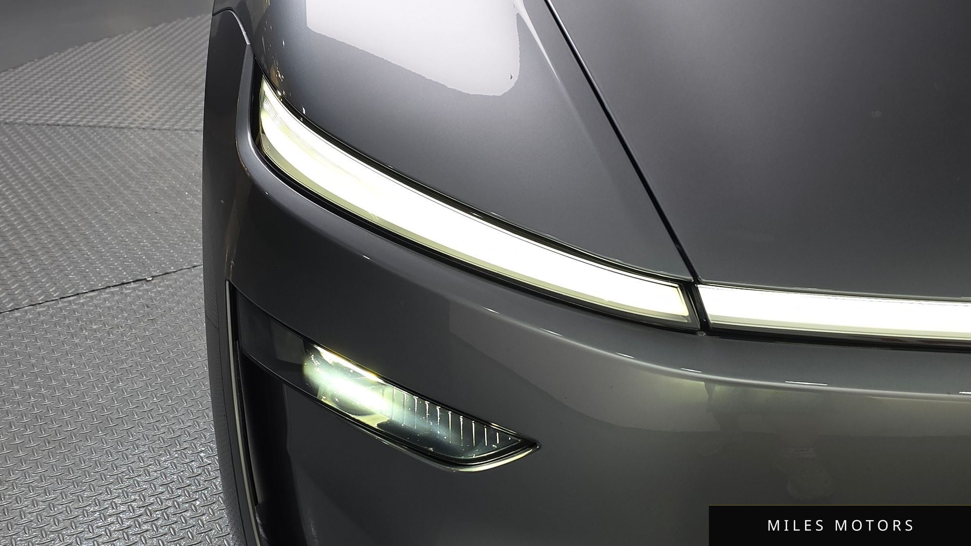 Tesla Model Y 2025 — миниатюра 8