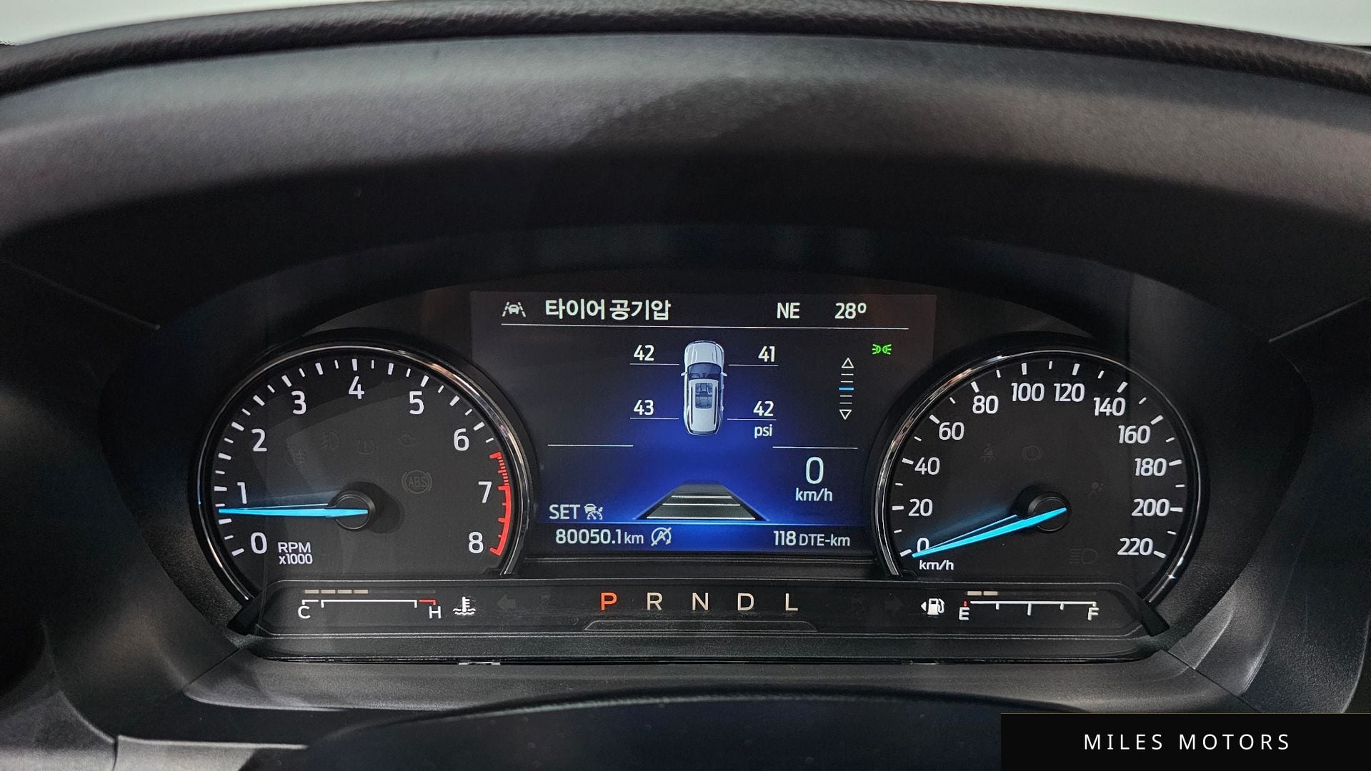 Ford Explorer 2021 — миниатюра 11