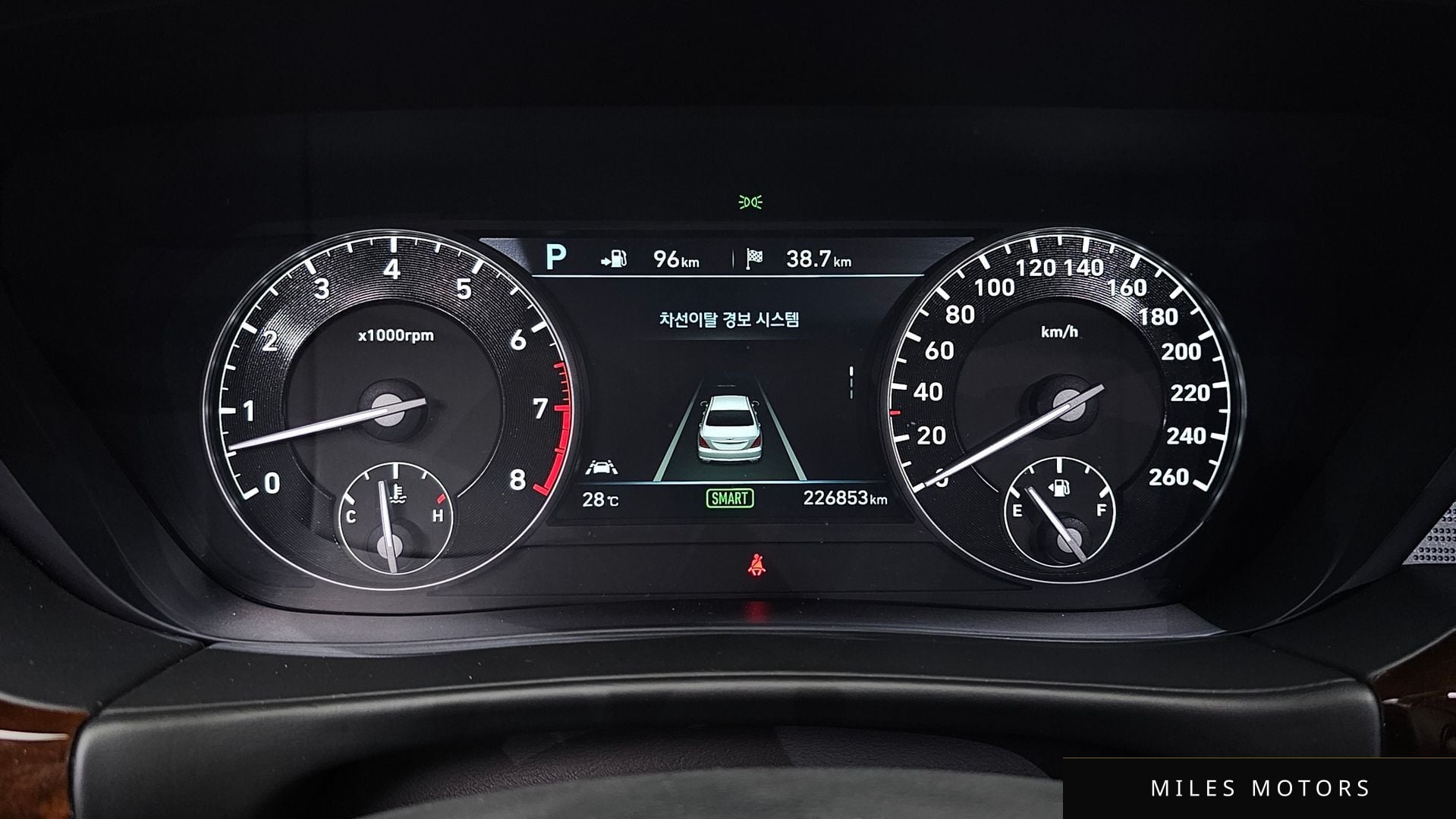 Genesis EQ900 2018 — миниатюра 10